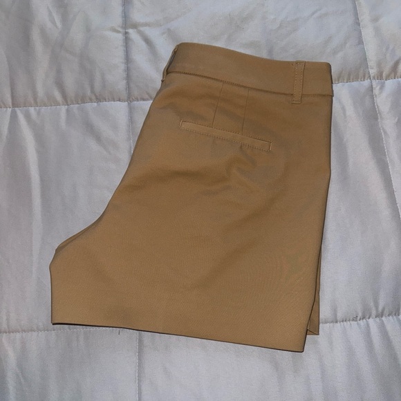 White House Black Market Camel Shorts Size 10 - Picture 6 of 6